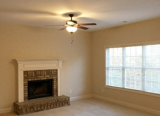 Foto del edificio - 6259 Cove Creek Dr