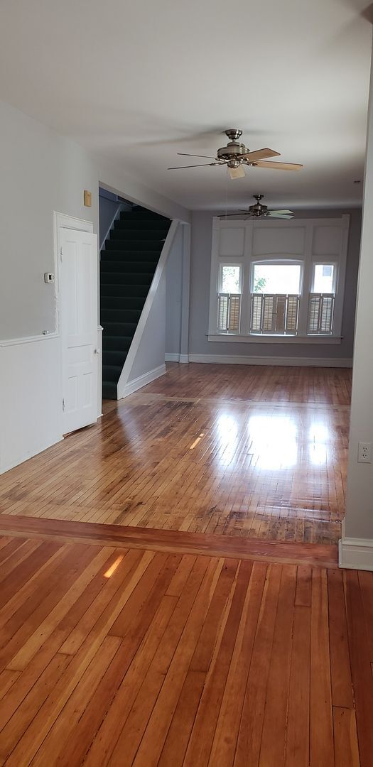 Foto del edificio - 2113 W Charleston St