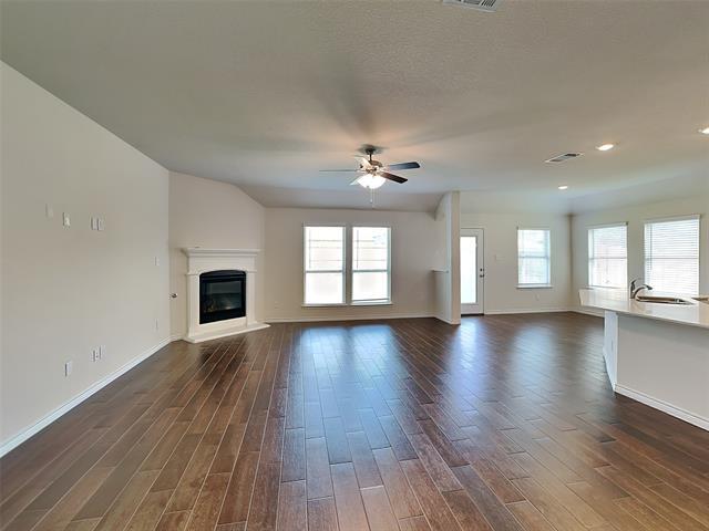 Foto del edificio - 2907 Brady Starr Dr