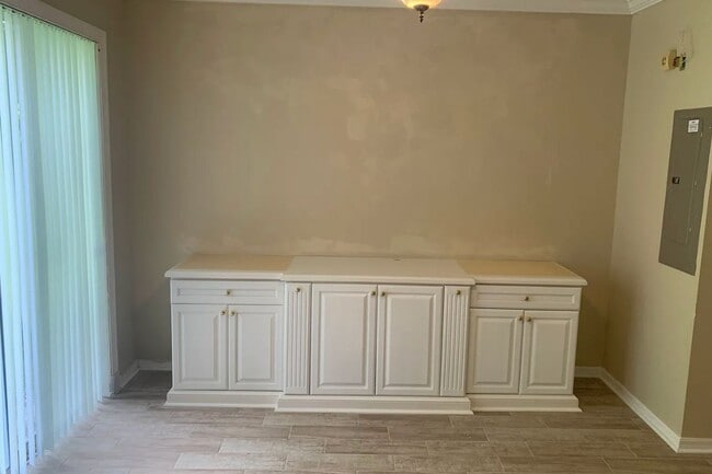 Foto del edificio - 12755 Sunland Ct