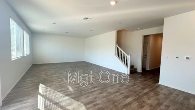 Foto del edificio - 26314 Gentry Ave