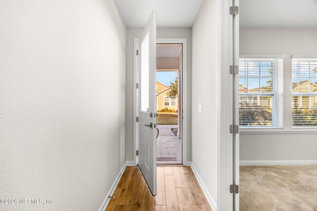 Building Photo - 73 Bluebonnet Way