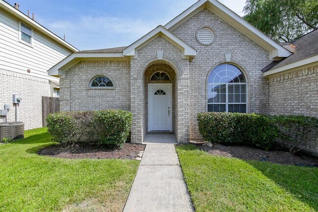 Building Photo - 8734 Heron Nest Dr