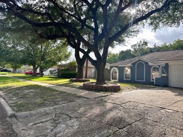 Foto del edificio - 10822 Plainfield St