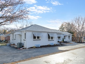 Building Photo - 5814 Western Ave