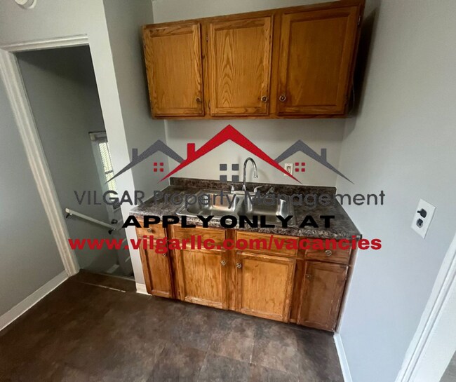 Building Photo - Cozy 3 beds, 2 baths home in Gary, IN