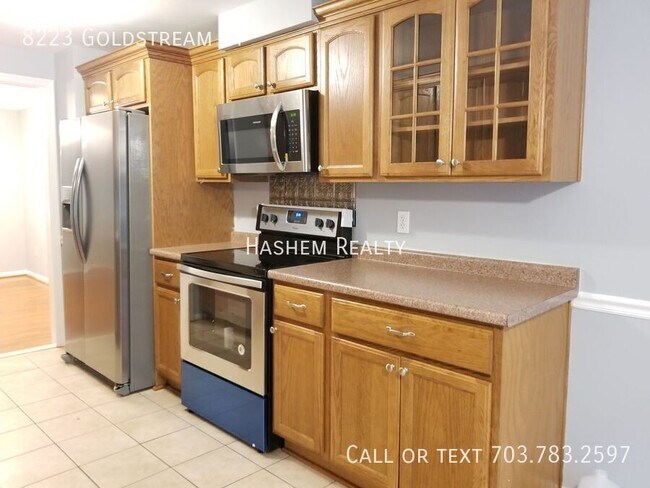 Foto del edificio - 8223 Goldstream Ct