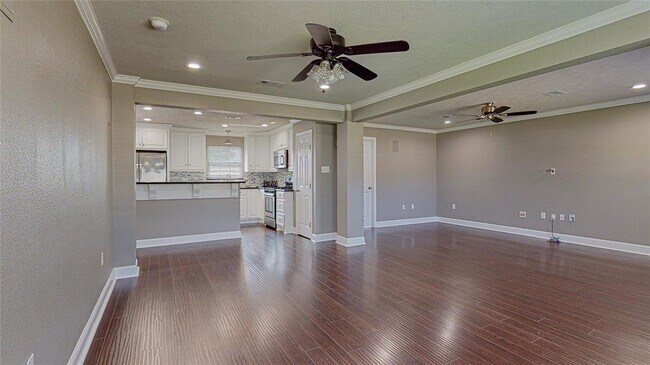 Foto del edificio - 2606 Hampton Ln