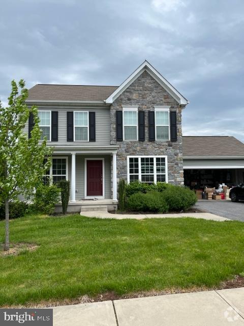 Building Photo - 35 Crabapple Dr