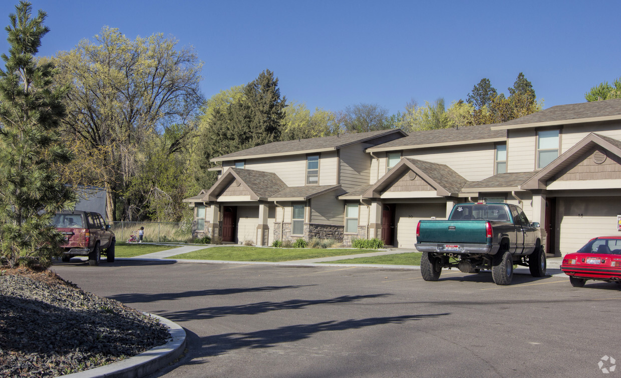 Foto del edificio - Payette Townhomes