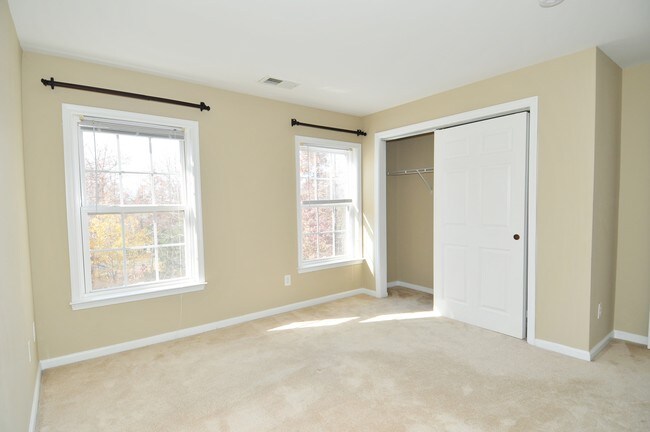 Building Photo - 4679 Red Admiral Way