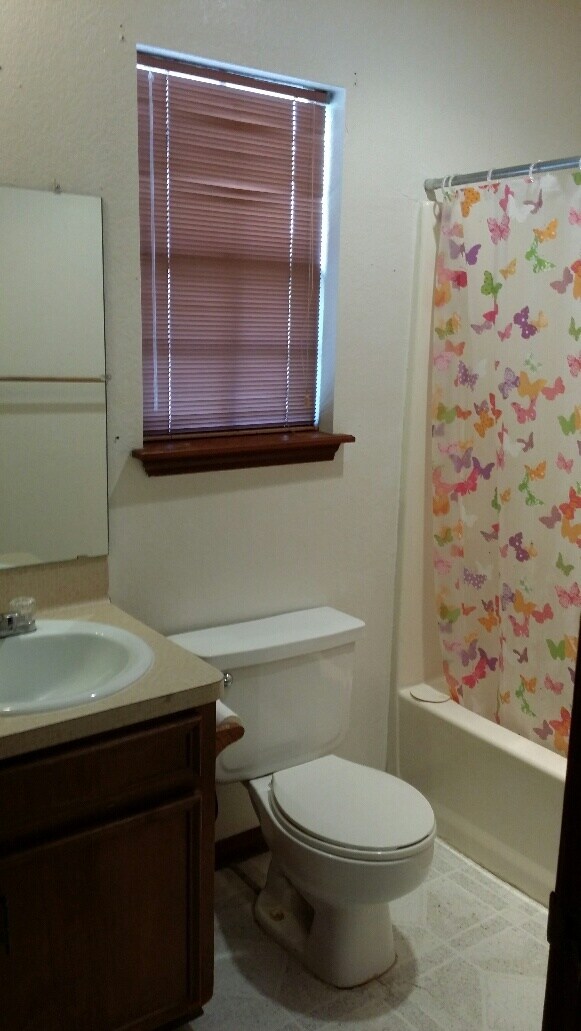 Building Photo - 5005 McAnelly Dr