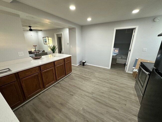 Building Photo - 2303 Kroos Ct