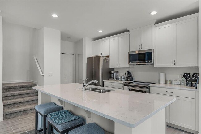 Foto del edificio - 4829 Cedar Bay Ter