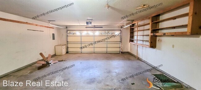 Foto del edificio - 3 br, 2 bath House - 8618 Wilshire