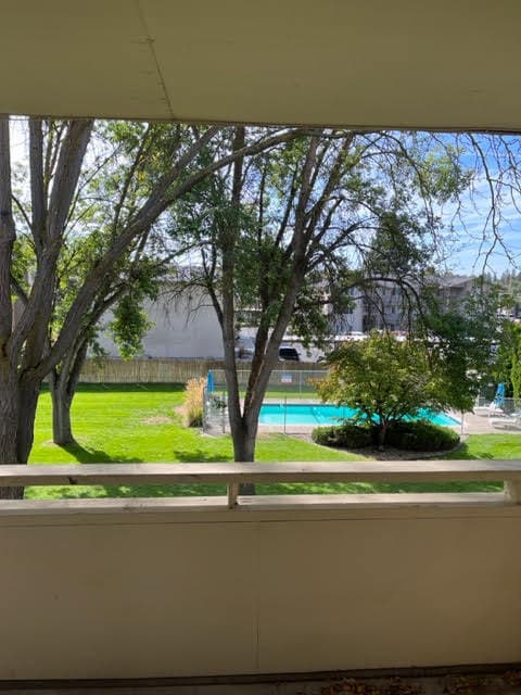Building Photo - Brentwood Gardens Apartments