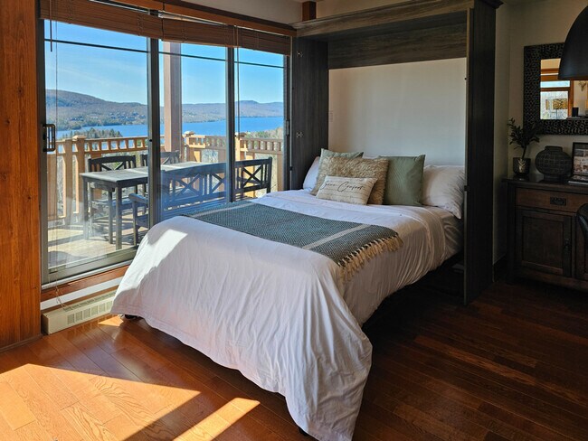 Building Photo - 172 Chem. au Pied de la Montagne