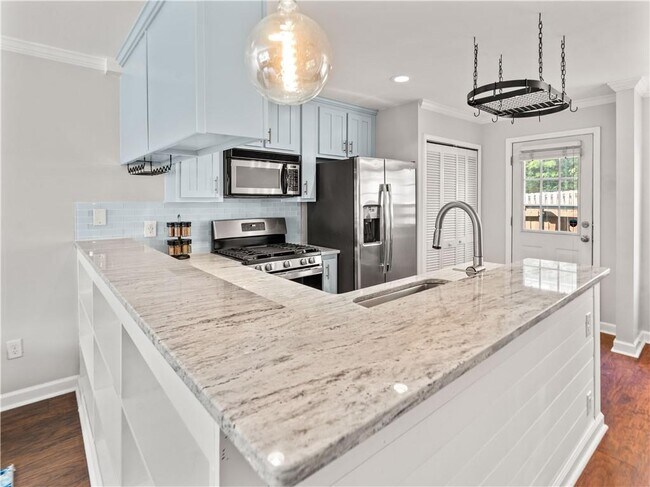 Foto del edificio - 2232 Dunseath Ave NW