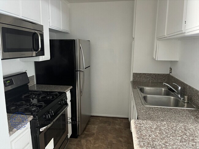 Foto del edificio - 2642 S. Sepulveda Blvd.