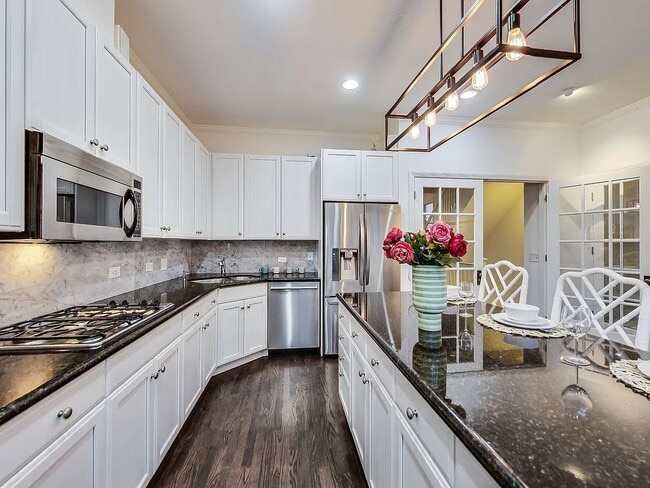 Photo - 1816 S Indiana Ave (Chicago, IL) Townhome