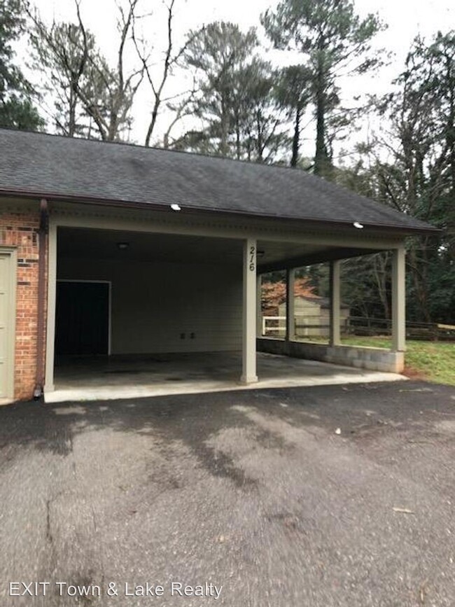 Building Photo - 3 br, 2 bath House - 216 Tanglewood Drive