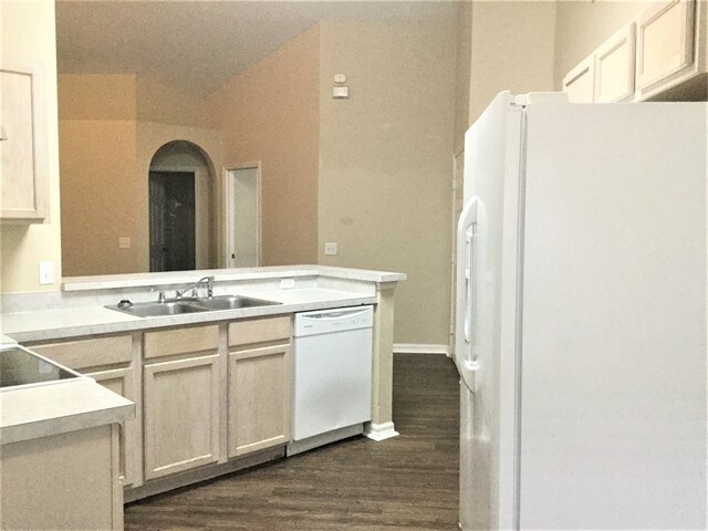 Foto del edificio - 2042 Black Hawk St