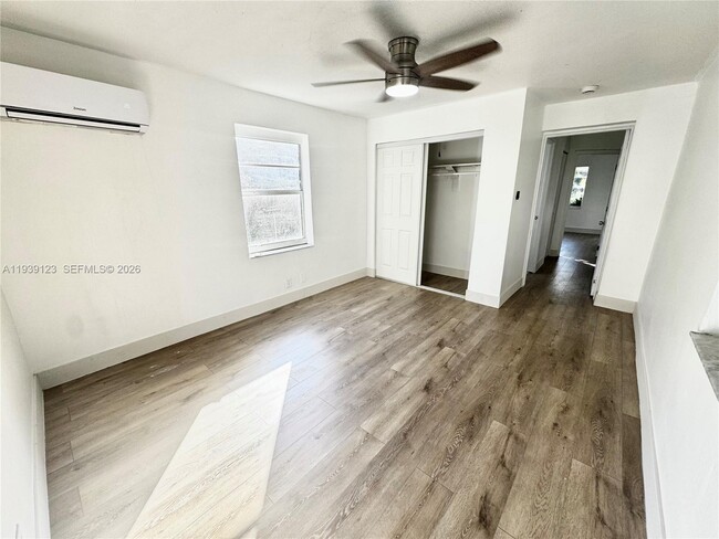 Foto del edificio - 411 NW 97th St