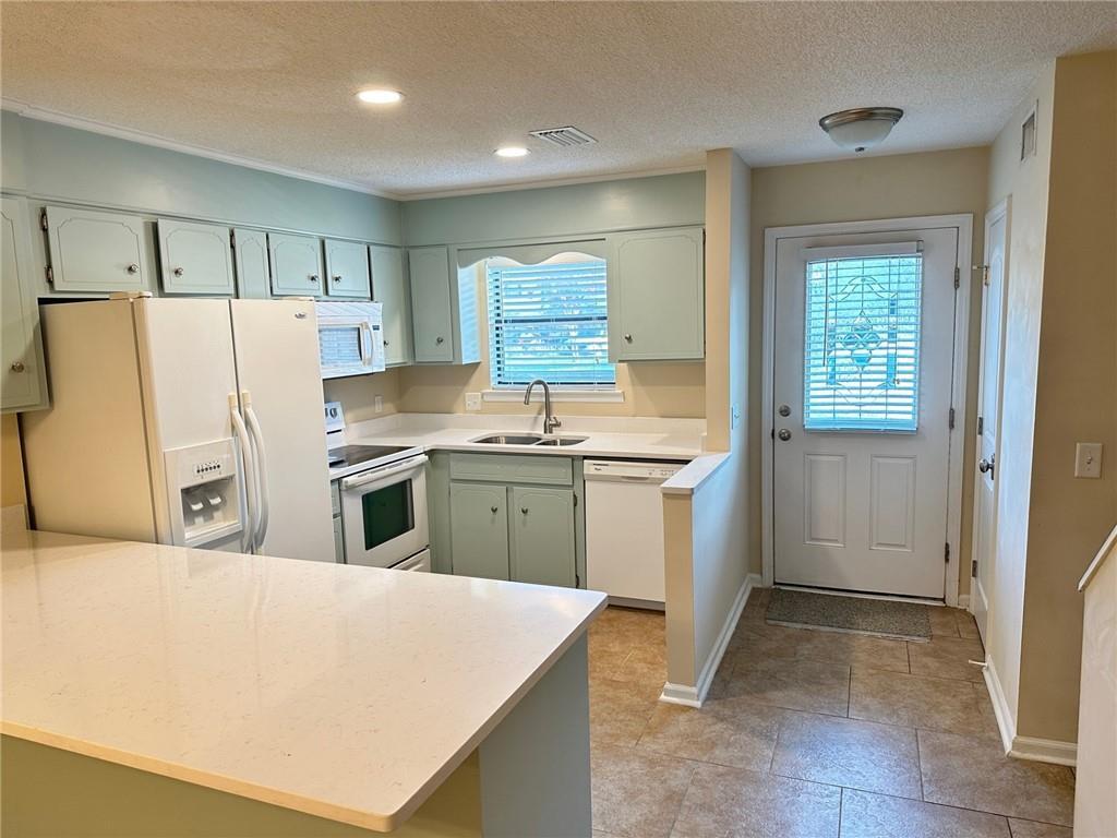 Foto principal - 104 Courtyard Villas Ln