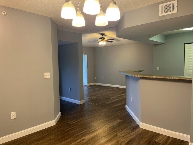 Foto del edificio - 3649 NW Mediterranean Ln