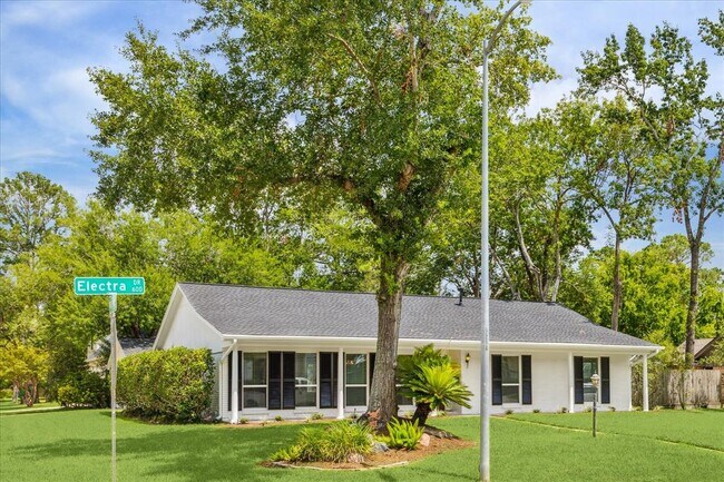 Building Photo - 650 Electra Dr