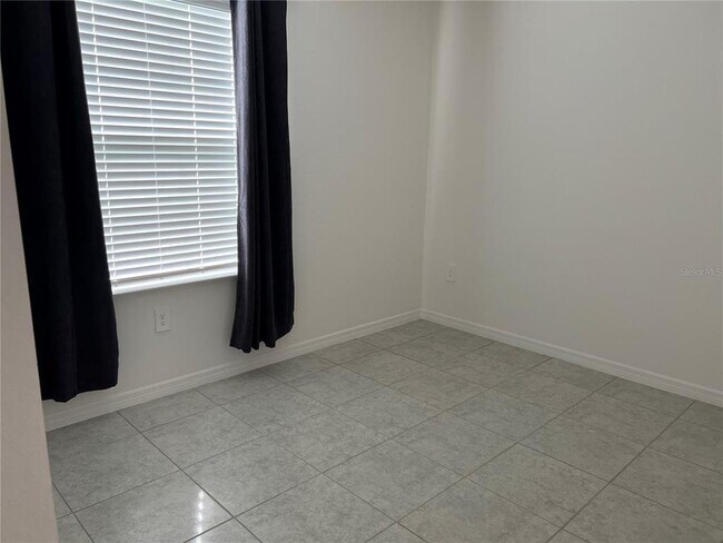 Building Photo - 4830 Cazes Ave