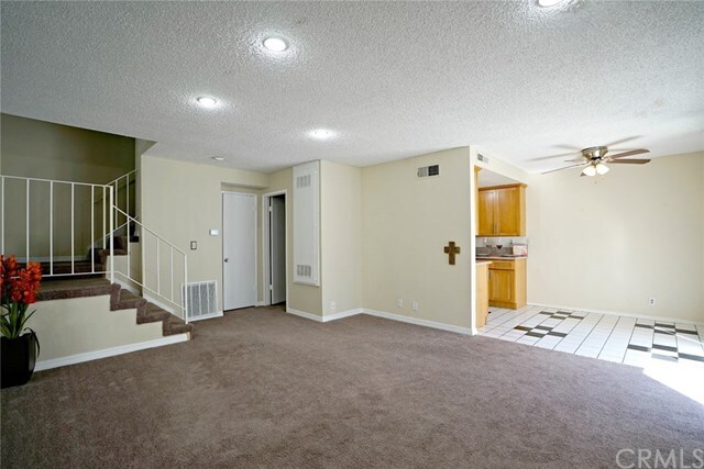 Foto del edificio - 1476 Forest Glen Dr