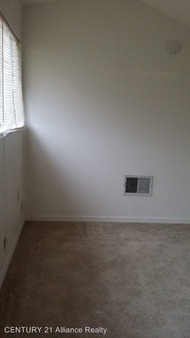 Building Photo - 2 br, 2 bath House - 9143 Lingrove Road