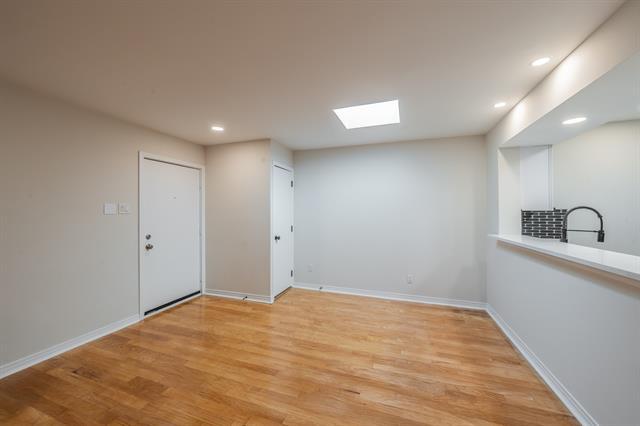 Foto del edificio - 3711 Holland Ave