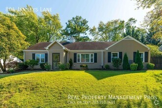 Building Photo - 804 Janneys Ln