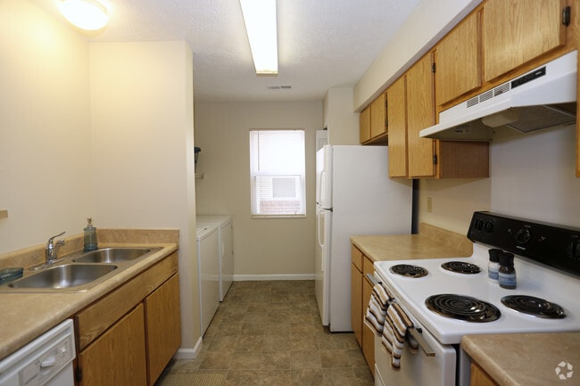 3BR, 2BA - Kitchen - Arbors at Honey Creek