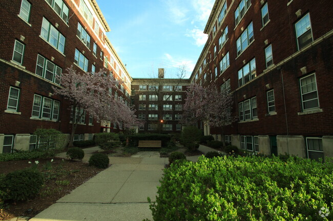 Building Photo - Windsor Apartments