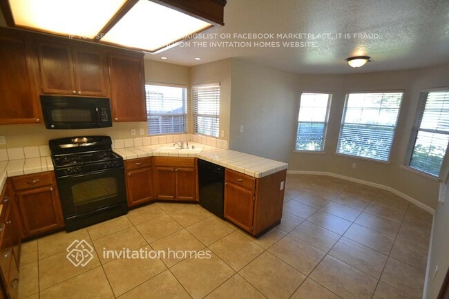 Building Photo - 878 Cedar Canyon Cir