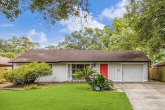 Building Photo - 2111 Chippendale Rd