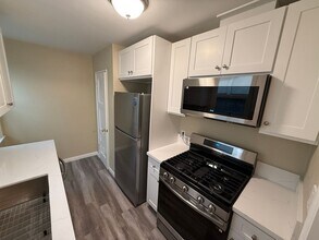 Building Photo - 14259 Dickens St