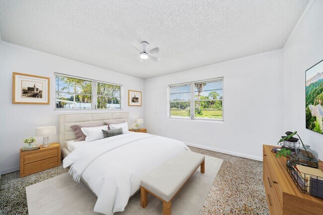 Building Photo - SUNNYSIDE PARK