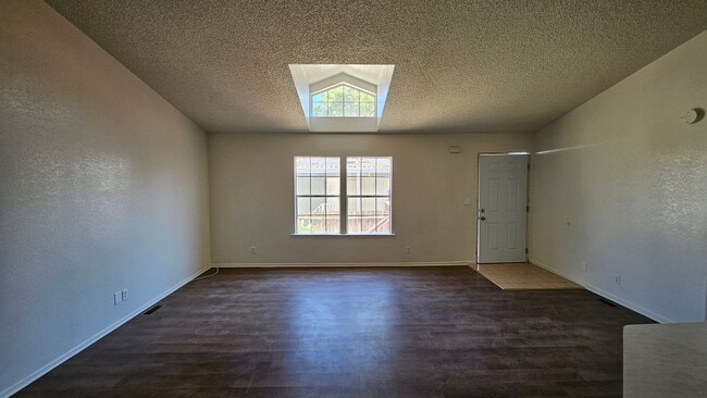 Building Photo - 21761 Wisteria St