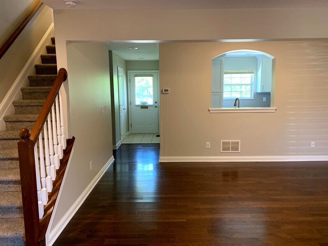 2975 Tremont Rd, Upper Arlington, OH 43221 Townhome Rentals in Upper