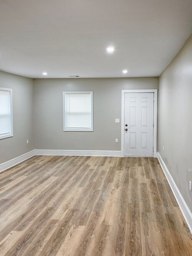 SALA DE ESTAR - 2198 Bicknell St SW