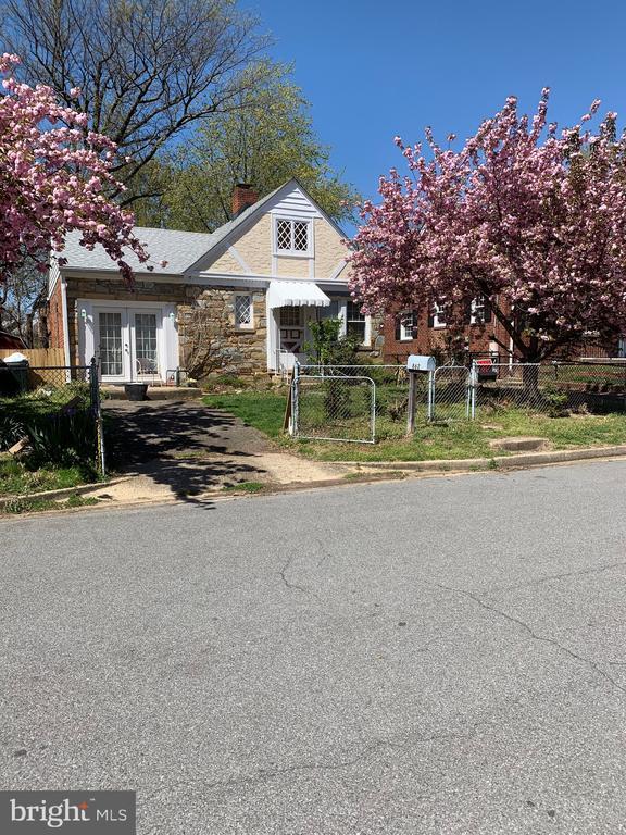 Foto del edificio - 862 N Abingdon St