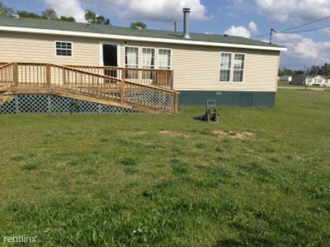 Foto del edificio - 4 br, 2 bath House - 121 Sugarberry Dr