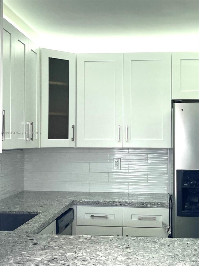 Building Photo - 851 Three Islands Boulevard