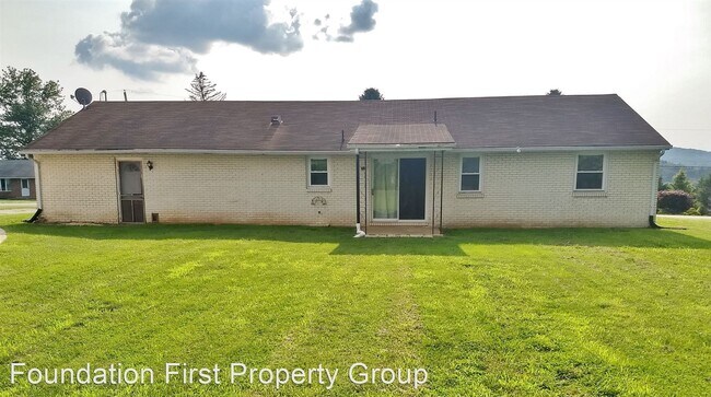 Foto del edificio - 2 br, 1.5 bath House - 1647 Haar Road