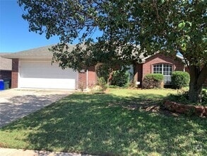 Building Photo - 2909 Sandstone Dr