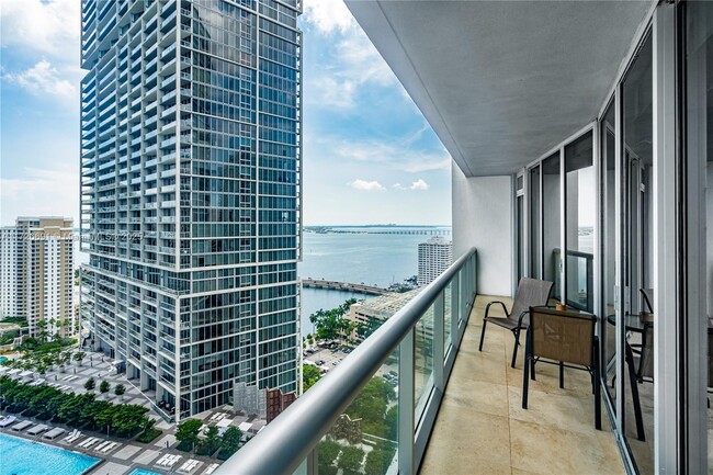 Foto del edificio - 485 Brickell Ave